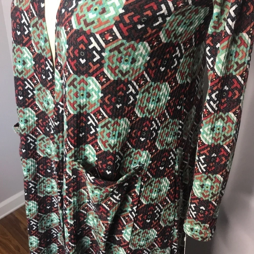 NWT LuLaRoe Sarah Sweater